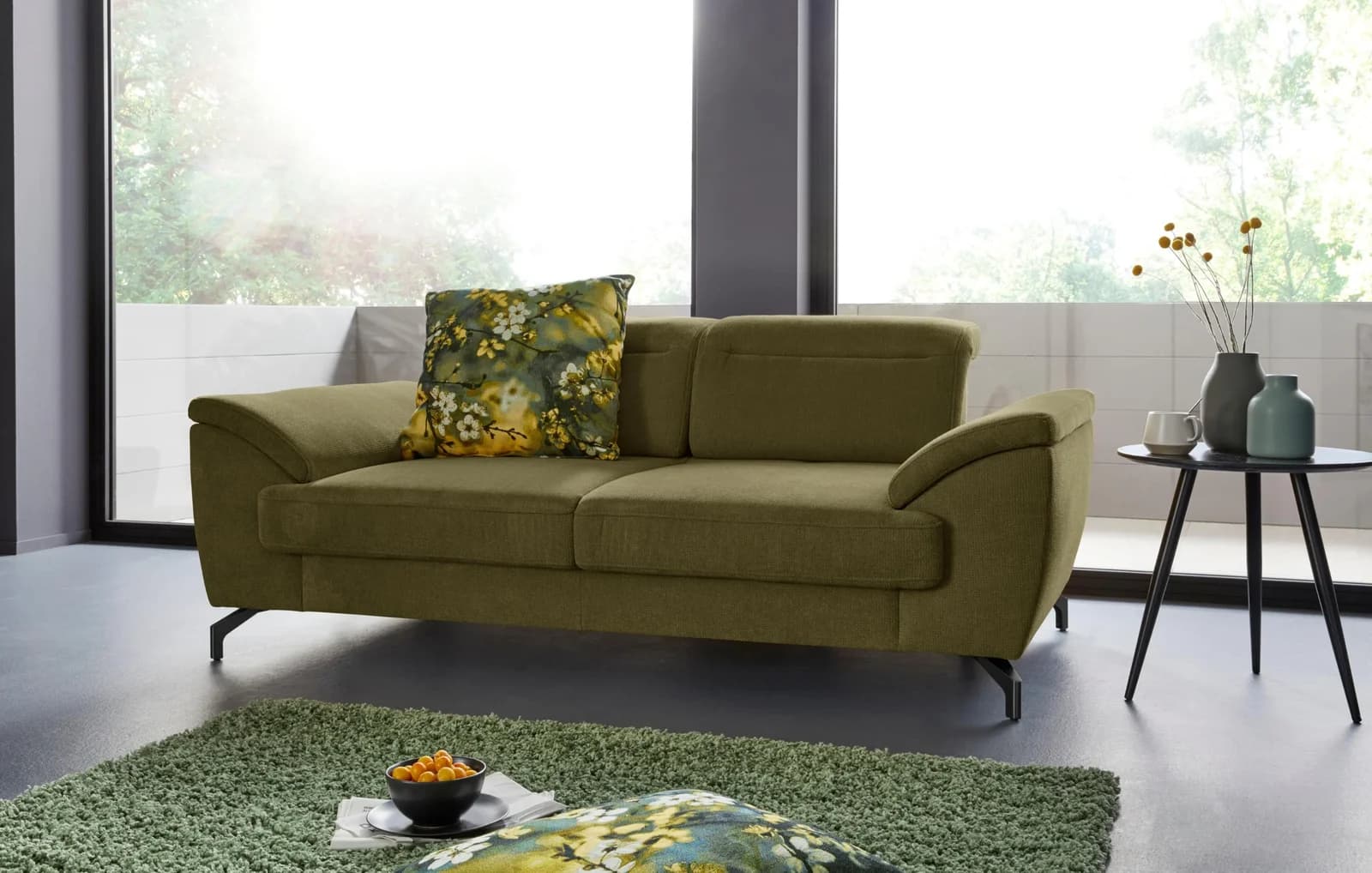 SIT & MORE Percy 2-Sitzer Sofa Grün mit Sitztiefenverstellung