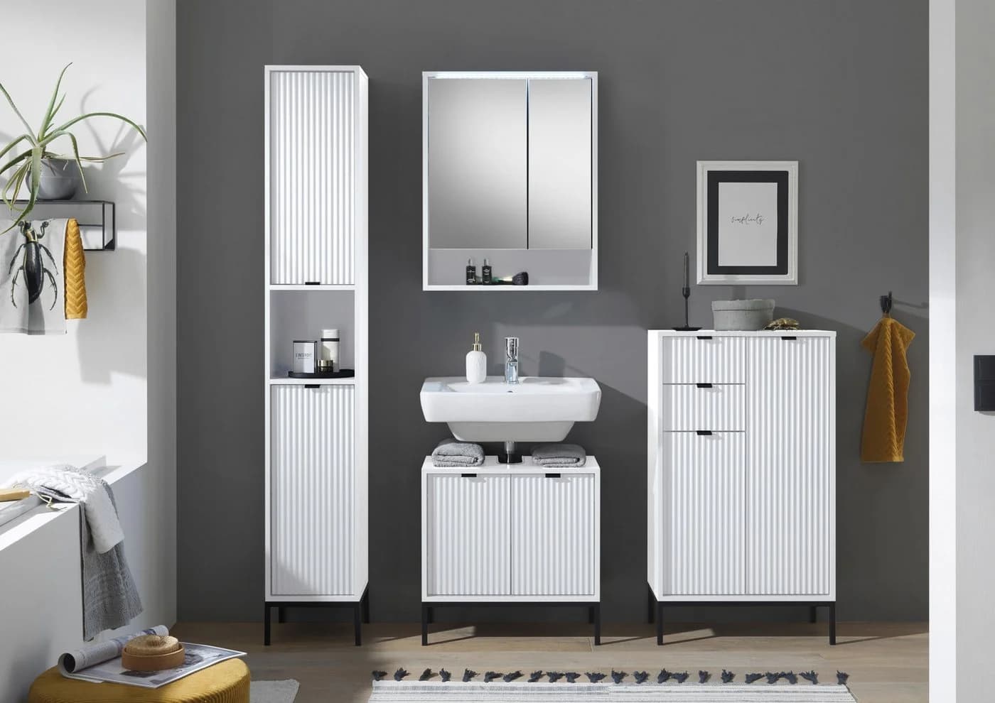 BASIC by Balculina Hochschrank Lucera Weiß Matt 2-Türer