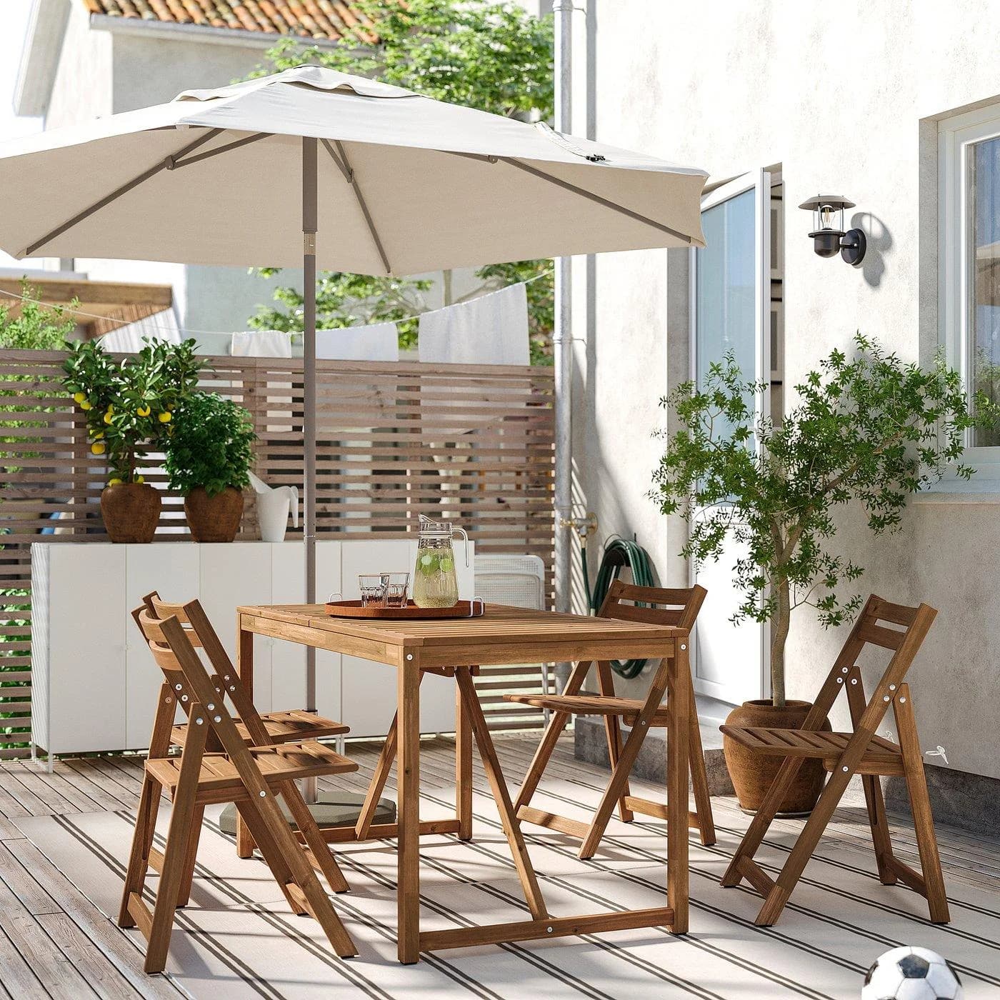 IKEA NÄMMARÖ Tisch mit 4 Klappstühlen hellbraun lasiert