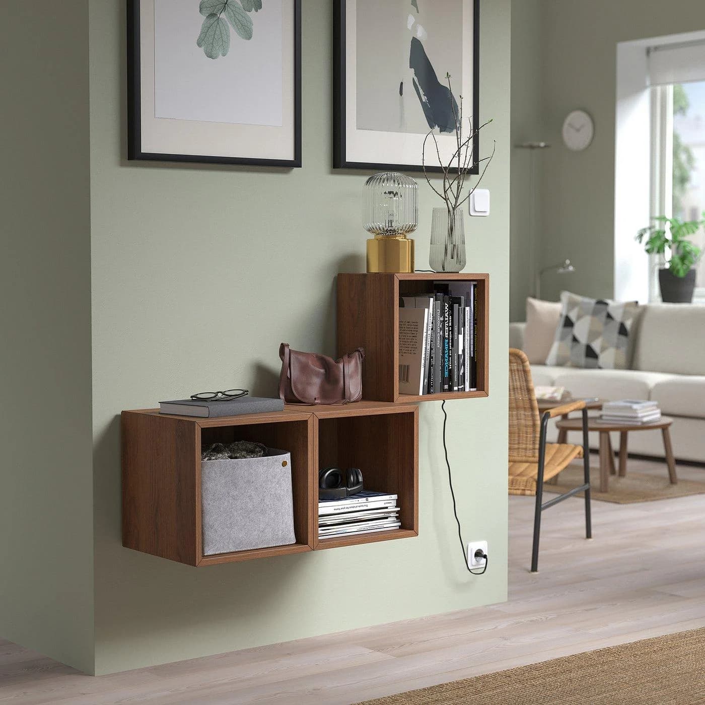 IKEA EKET Schrankkombination für Wandmontage Nussbaumnachbildung