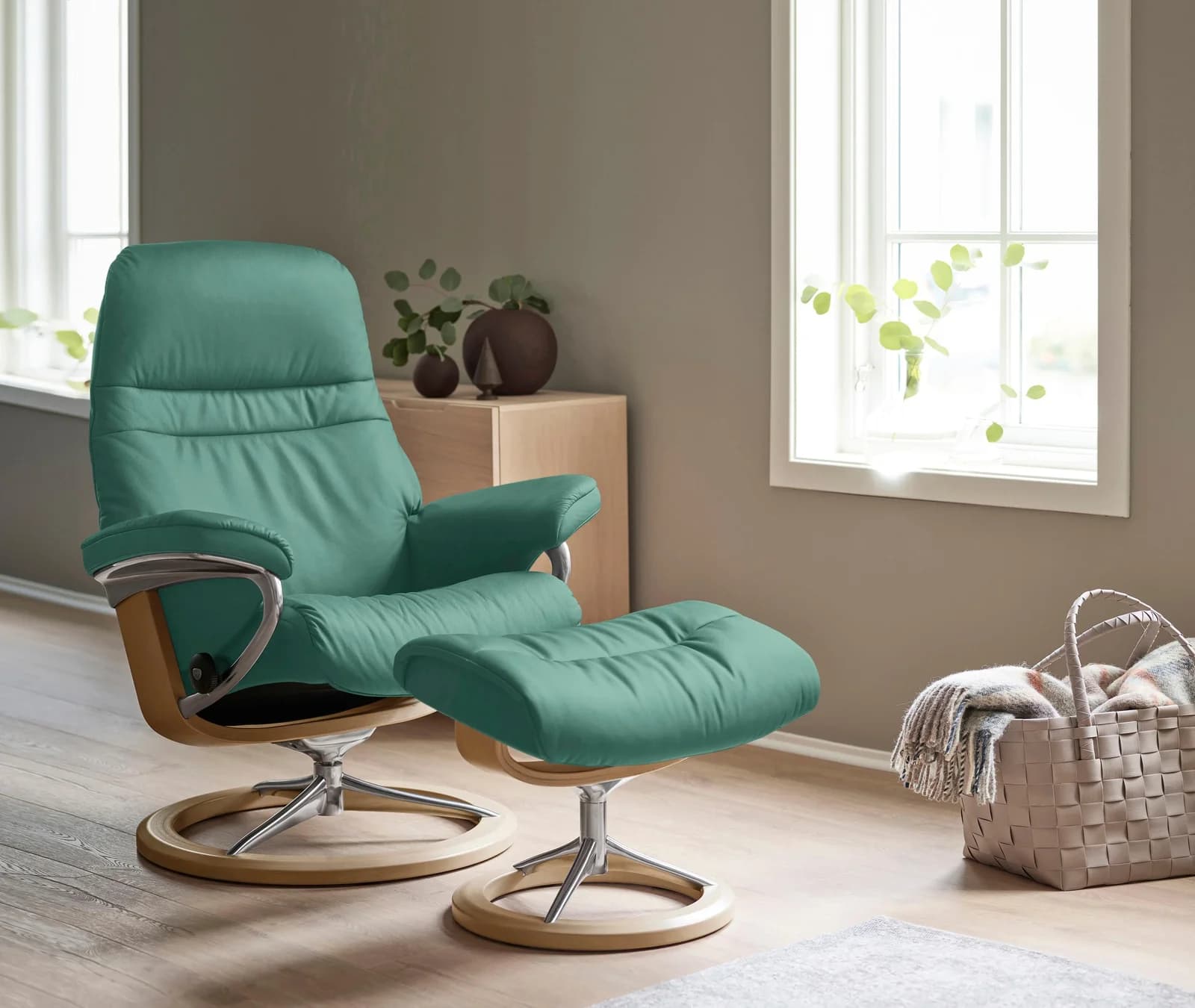 Stressless Sunrise Relaxsessel & Hocker Grün Leder Eiche