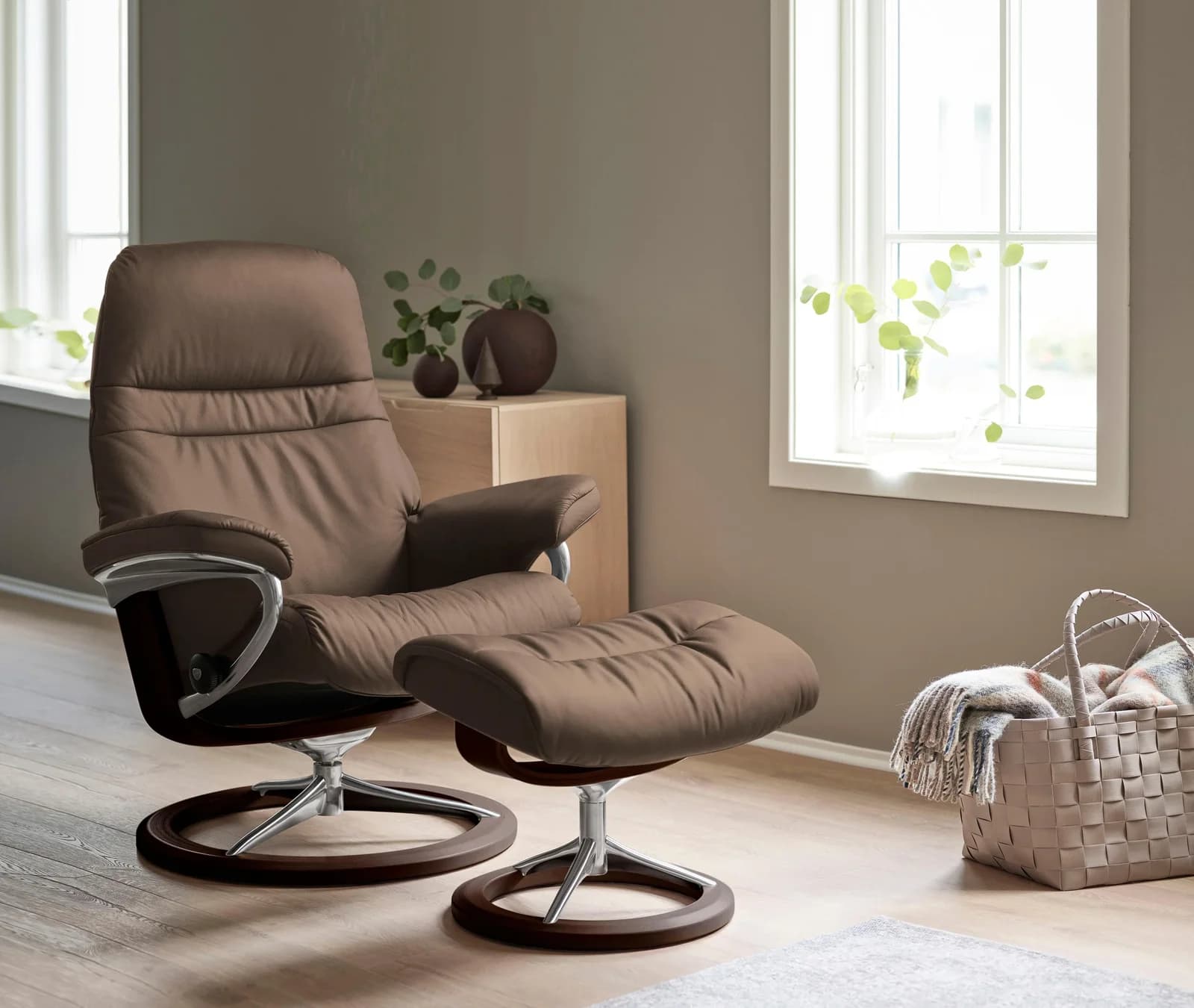 STRESSLESS Sunrise Relaxsessel Leder Braun Signature Base