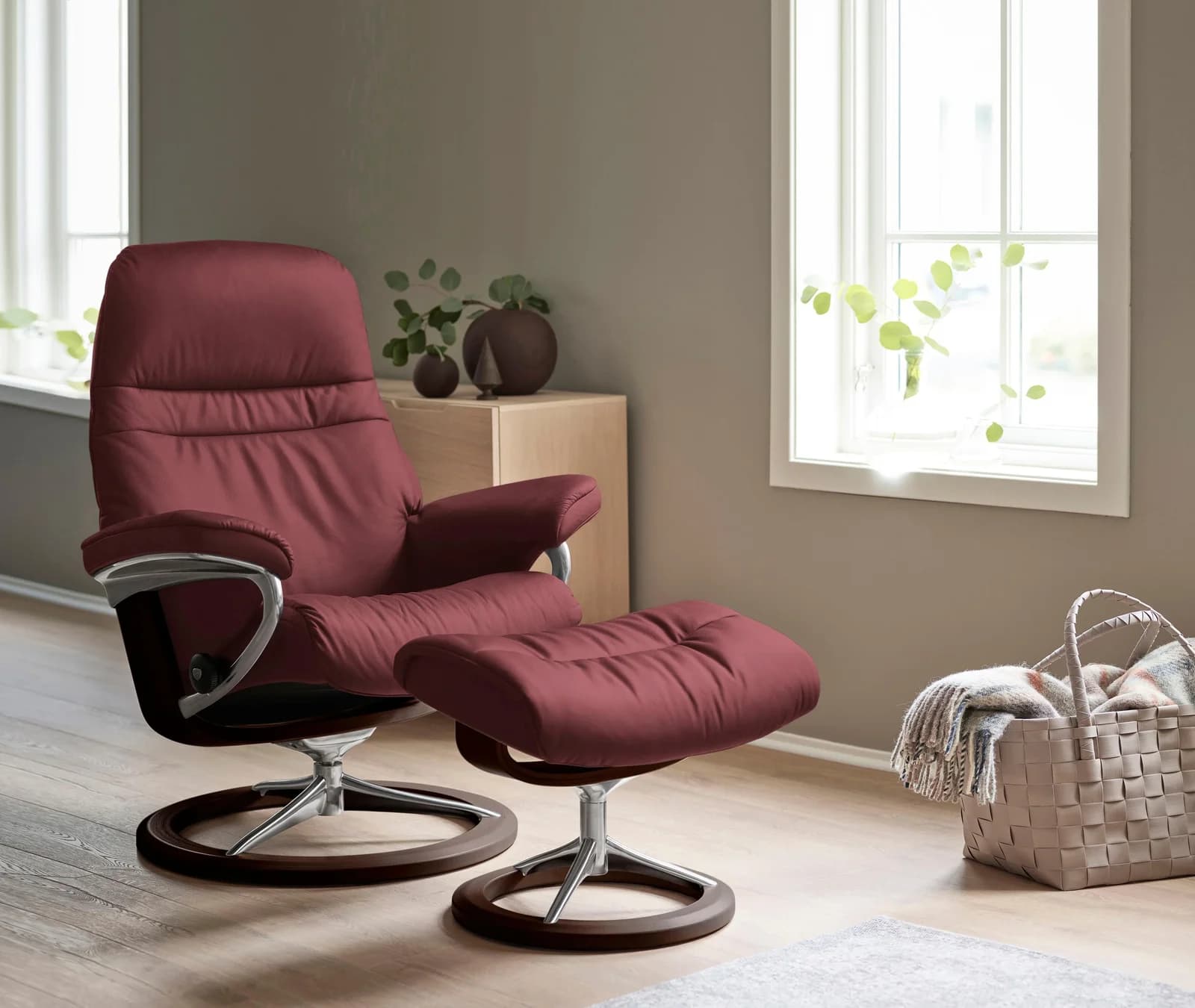 STRESSLESS Relaxsessel Sunrise Leder Bordeaux Signature Base