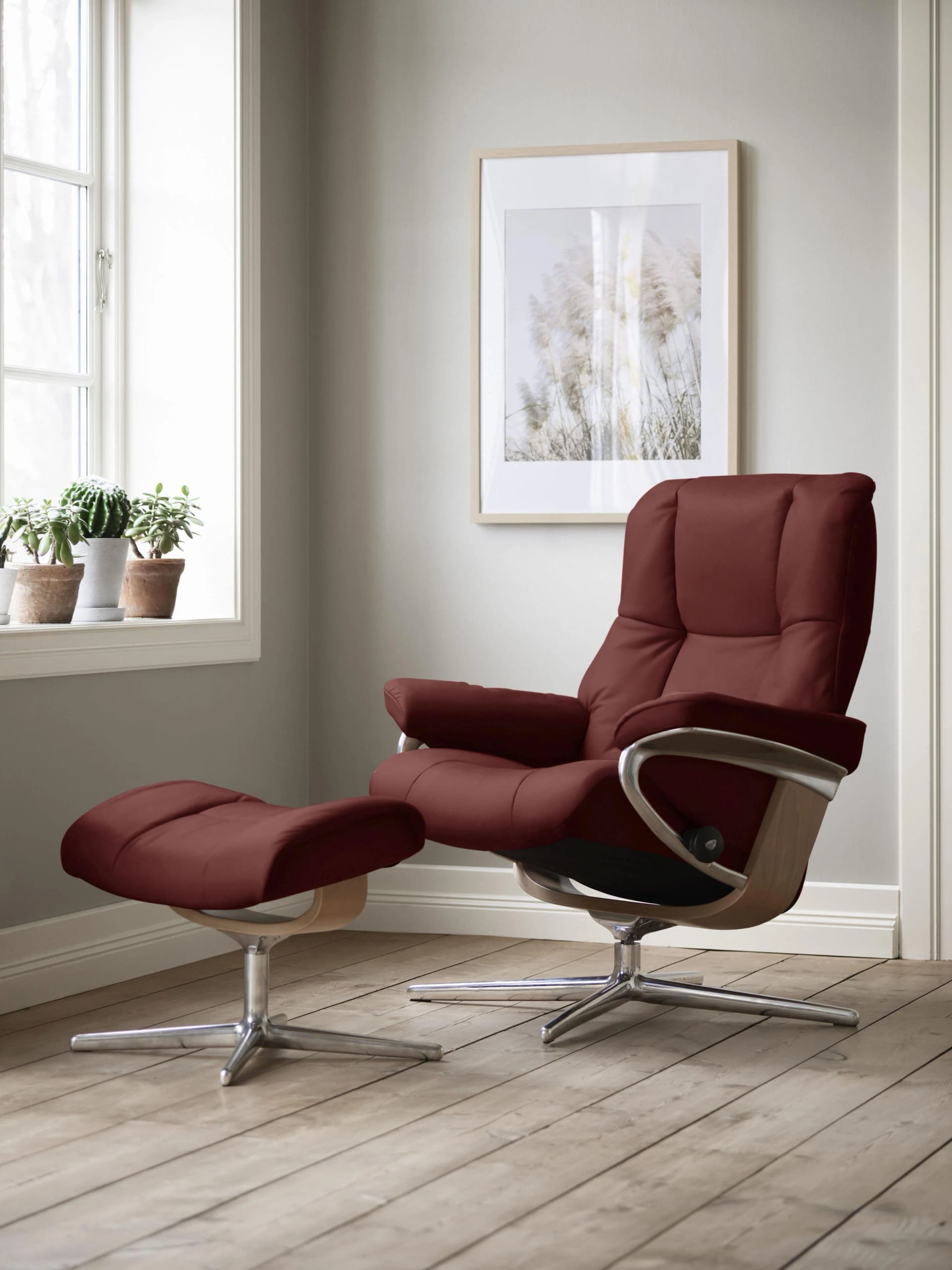 STRESSLESS Mayfair Relaxsessel Rot mit Hocker Cross Base