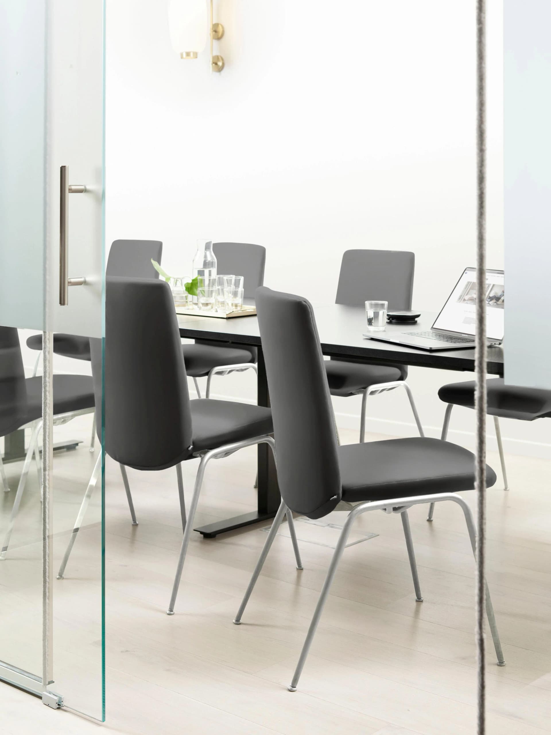 Polsterstuhl STRESSLESS Laurel Grau Leder PALOMA Schwarz Matt