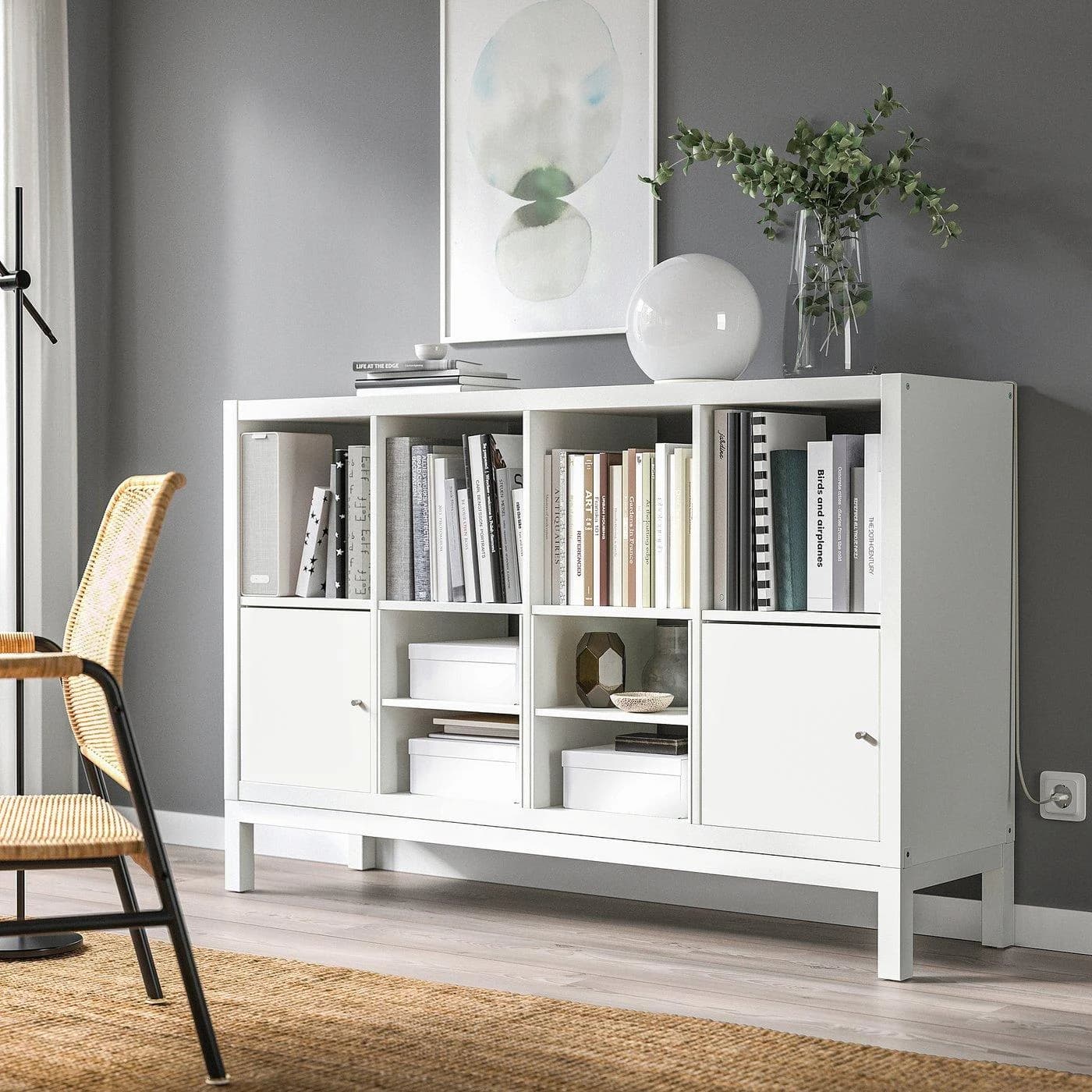 IKEA KALLAX Regal mit Untergestell, 2 Türen, Weiß