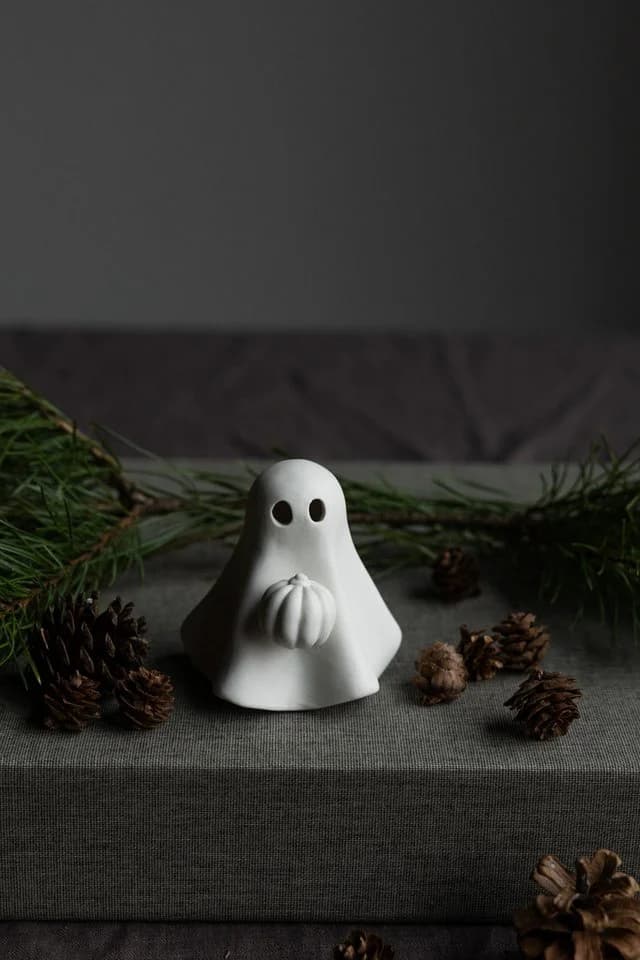 Storefactory Dekofigur Geist Sune Herbstdeko Keramik Weiß Halloween