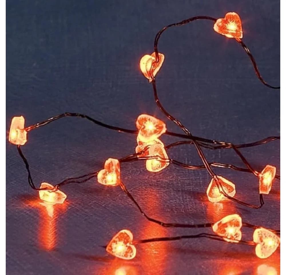 Konstsmide LED-Lichterkette Herz 20er rot
