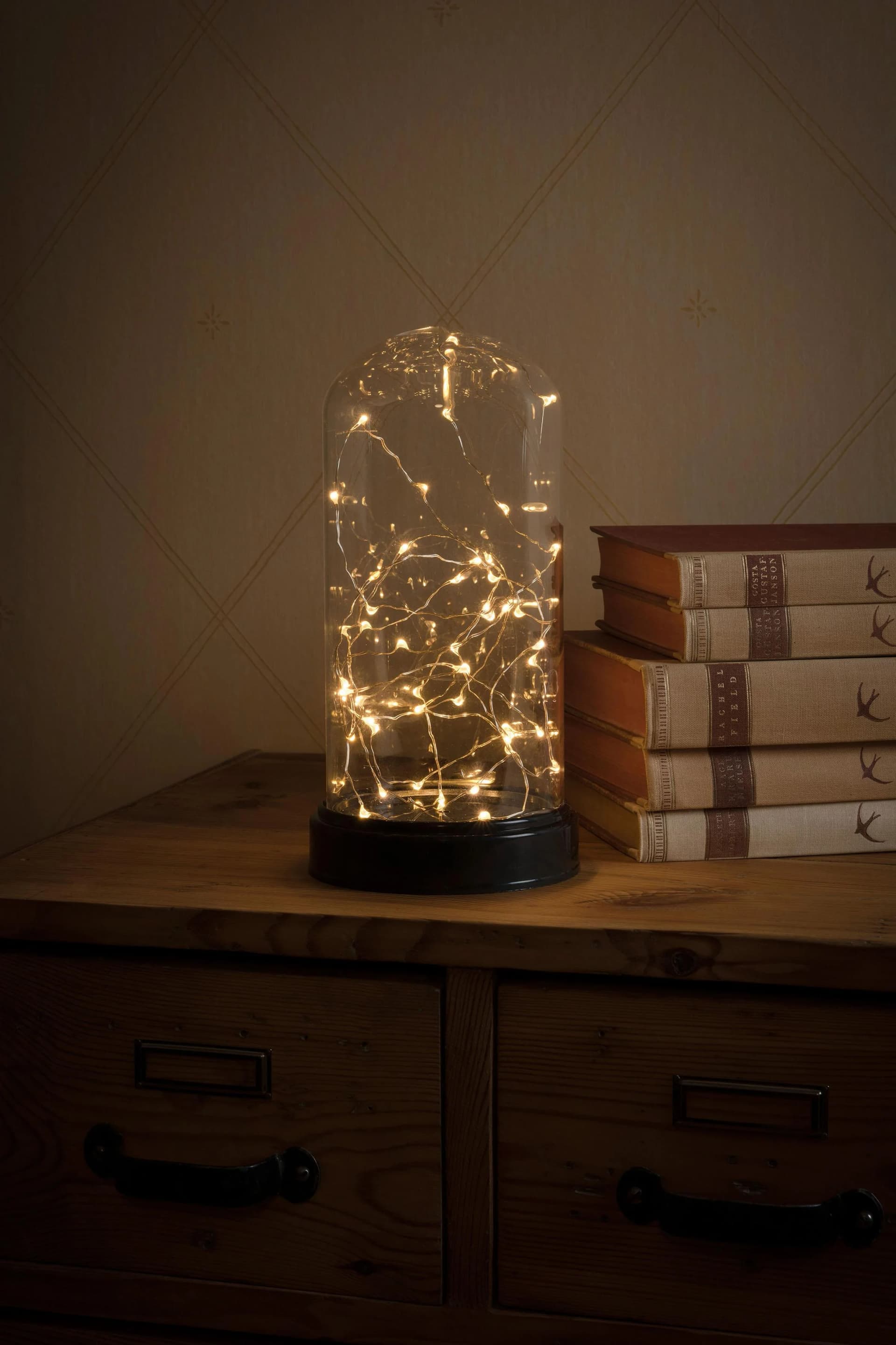 Konstsmide LED Dekolicht Weihnachtsdeko mit 50 bernsteinfarbenen Dioden