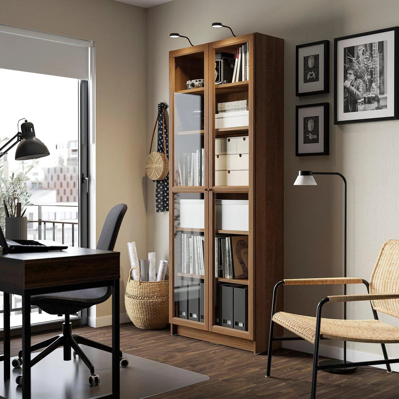 IKEA BILLY / OXBERG Bücherregal mit Vitrinentüren Braun Nussbaum
