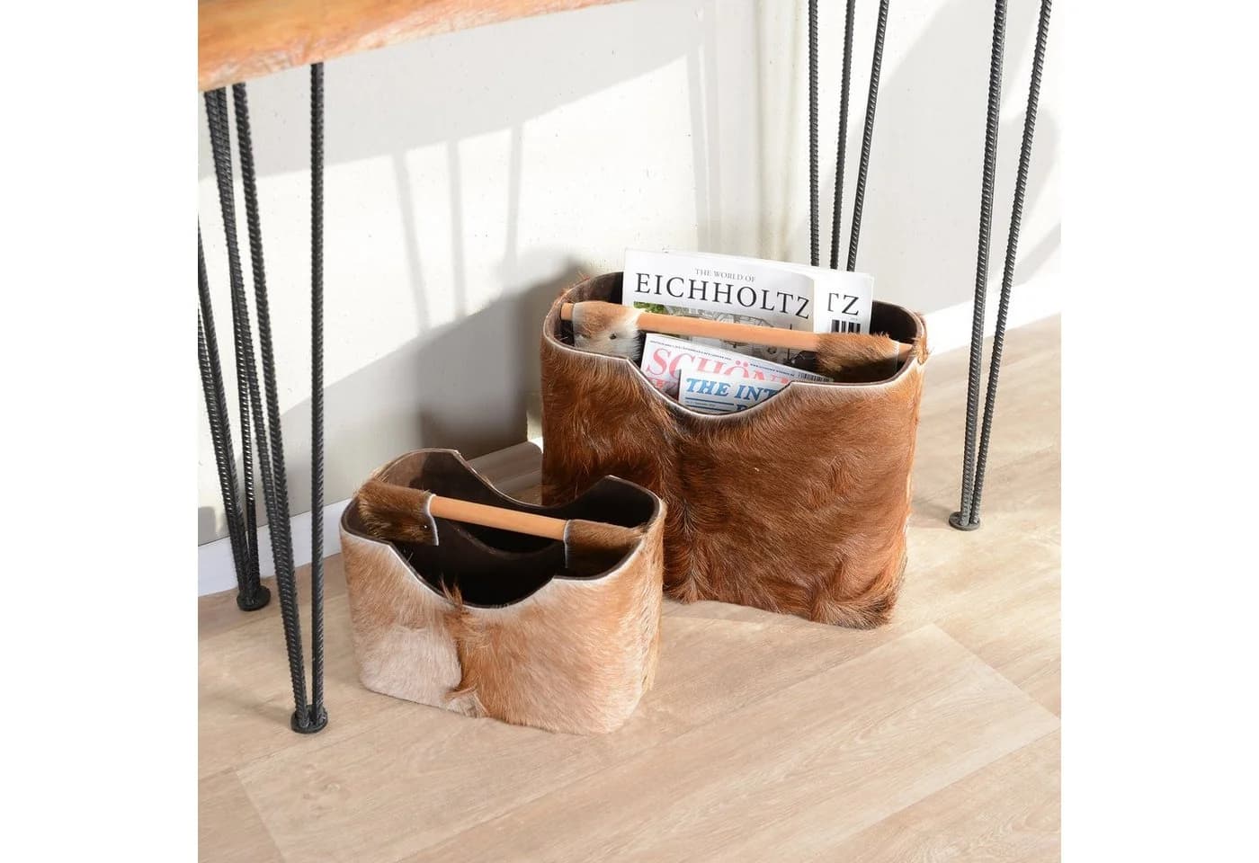 wohnfreuden Zeitungsständer 30 cm Ziegenfell Teakholz