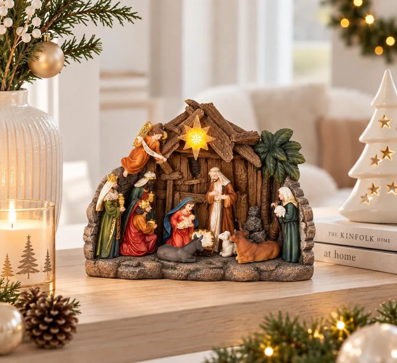Mel-O-Design Beleuchtete Weihnachtskrippe mit 11 Figuren und LED-Stern