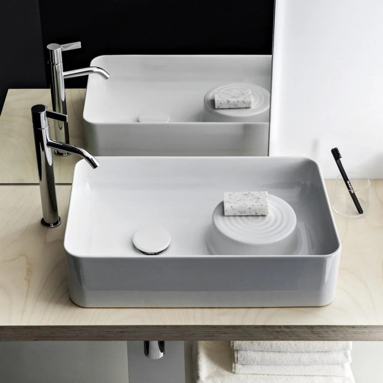 LAUFEN VAL Waschtisch-Schale 55x36cm Saphirkeramik
