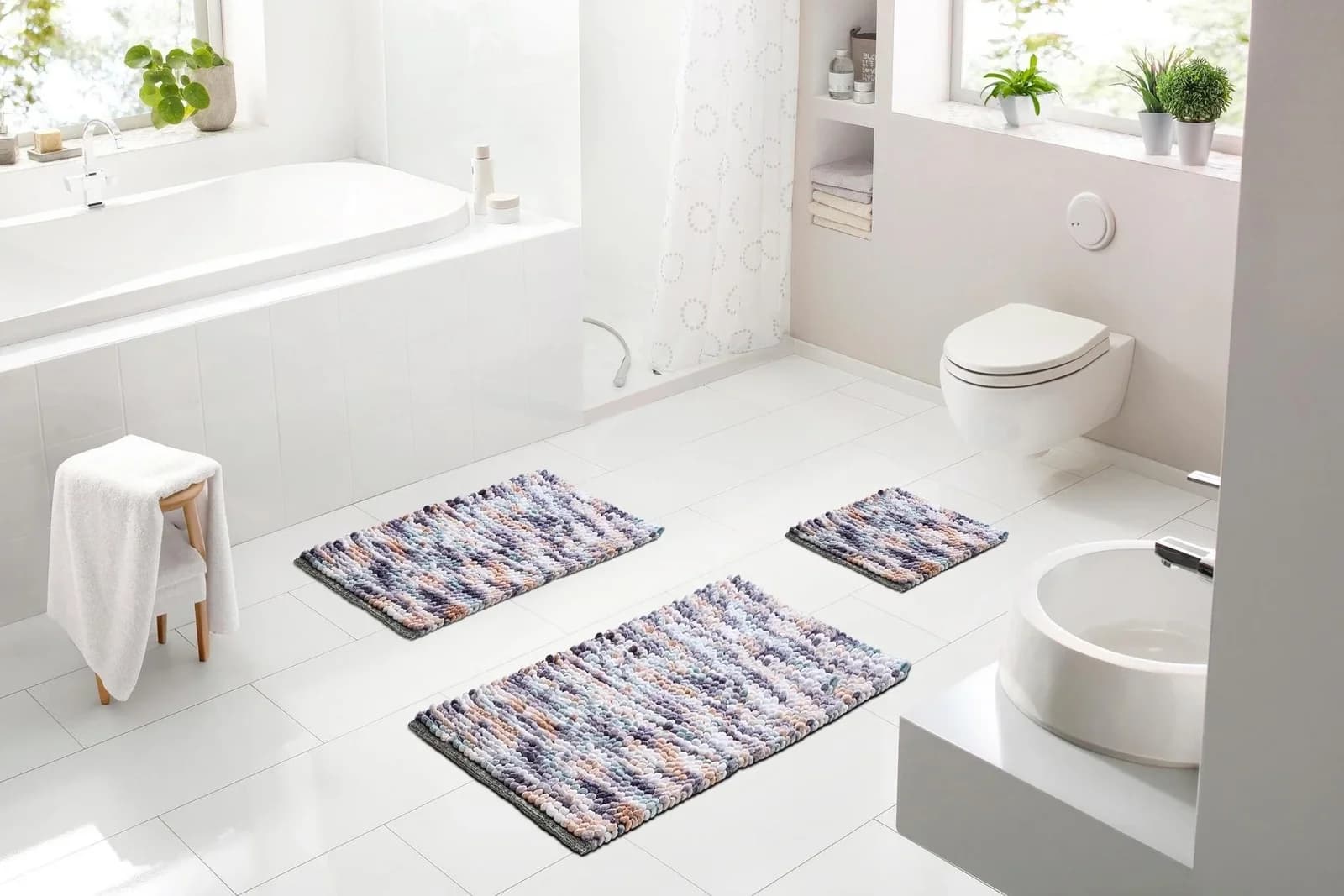 Grafische Badematte aus Baumwolle und Polyester