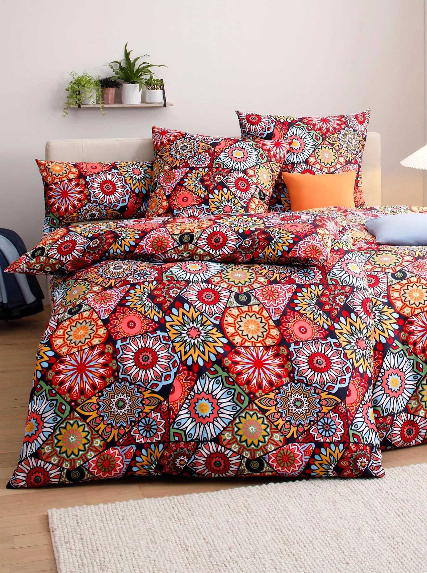 WÄSCHEPUR Bettwäsche 2-tlg. Schwarz-Rot Blumen-Design