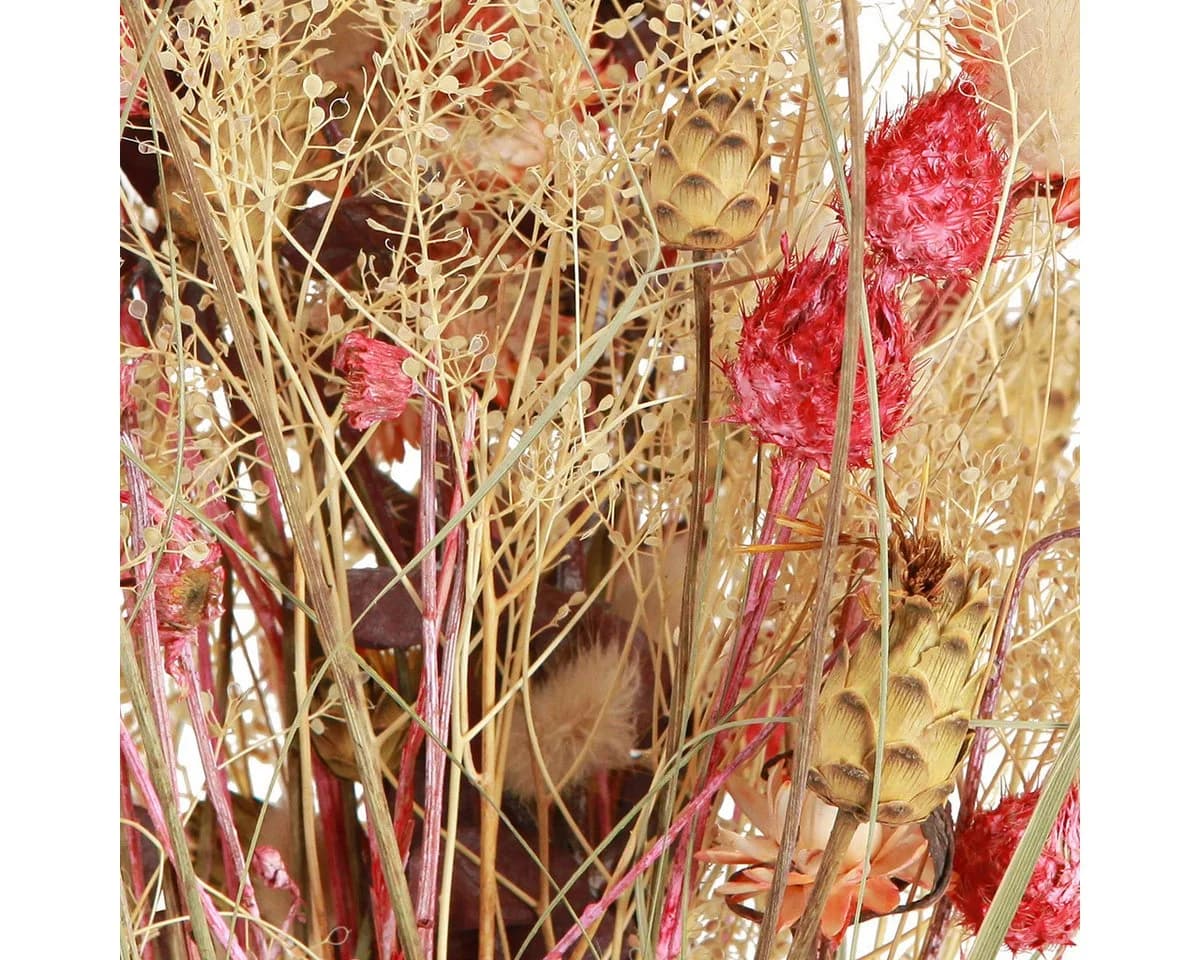 Trockenblumenstrauß im Boho-Stil