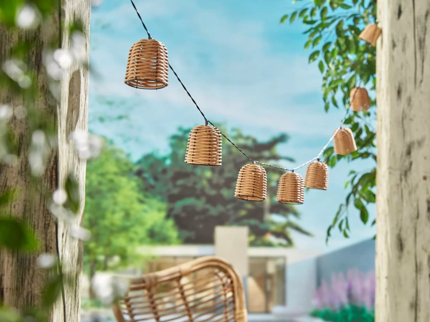 Luxform Solar Rattan LED-Lichterkette warmweiß IP44
