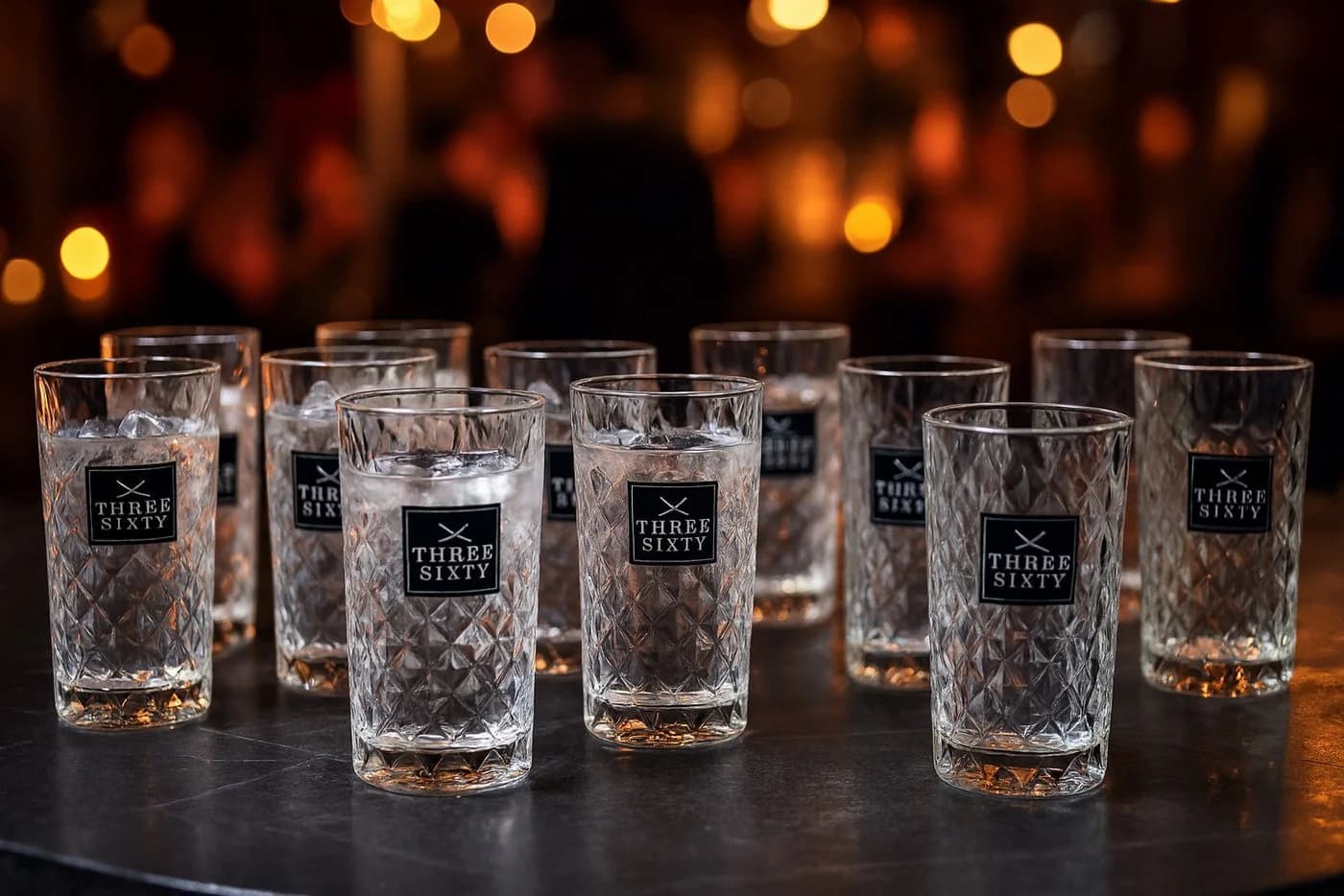 Mixcompany Three Sixty Vodka Longdrinkgläser 12er Set eckig 0,3l Glas