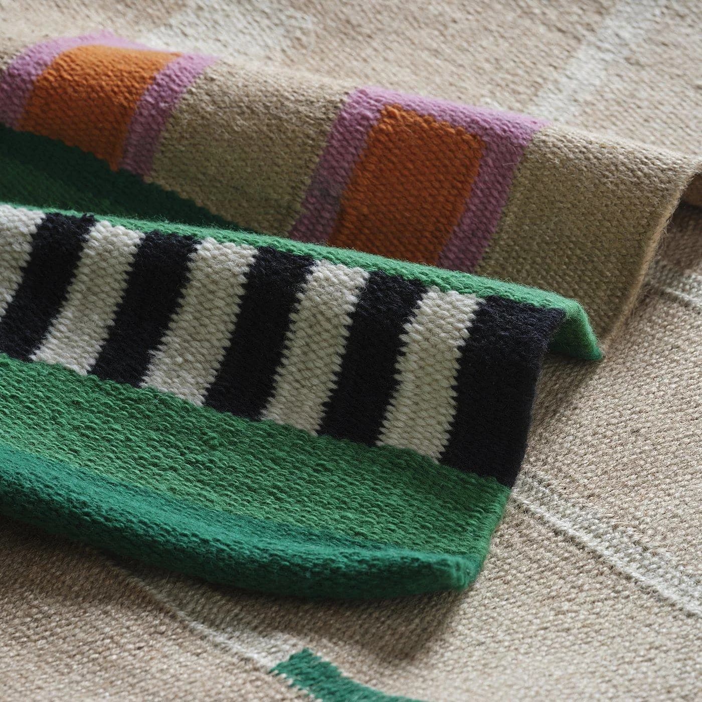 IKEA MÄVINN Teppich Beige Grün Handgewebt Jute Wolle