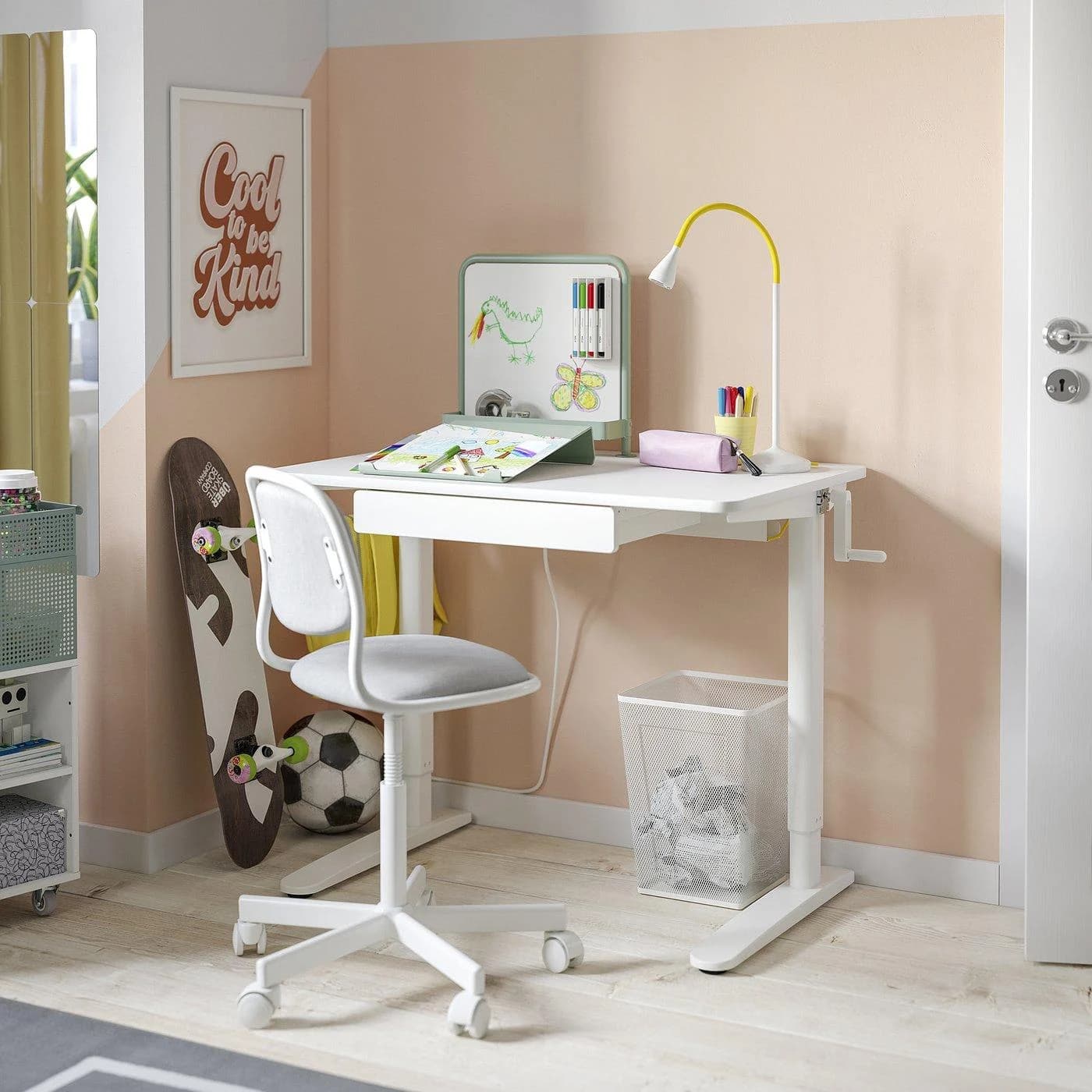 IKEA RELATERA Schreibtischkombination sitz/steh Grün/Weiß höhenverstellbar