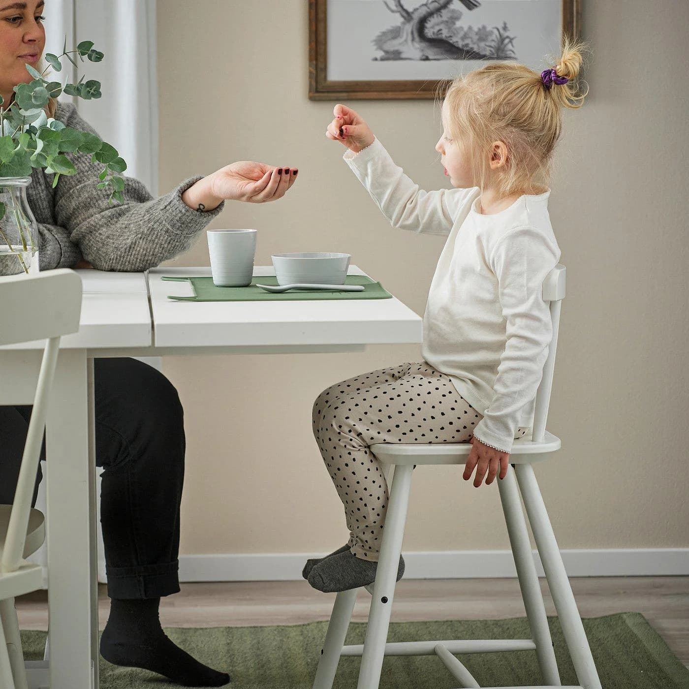 IKEA AGAM Kinderstuhl Weiß Kunststoff Juniorstuhl