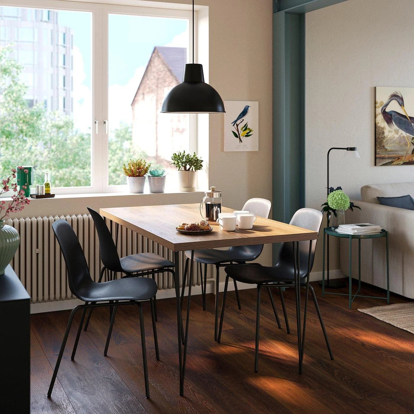 IKEA SKÅLSTA Tisch und 4 Stühle Grau Schwarz Metall Kunststoff