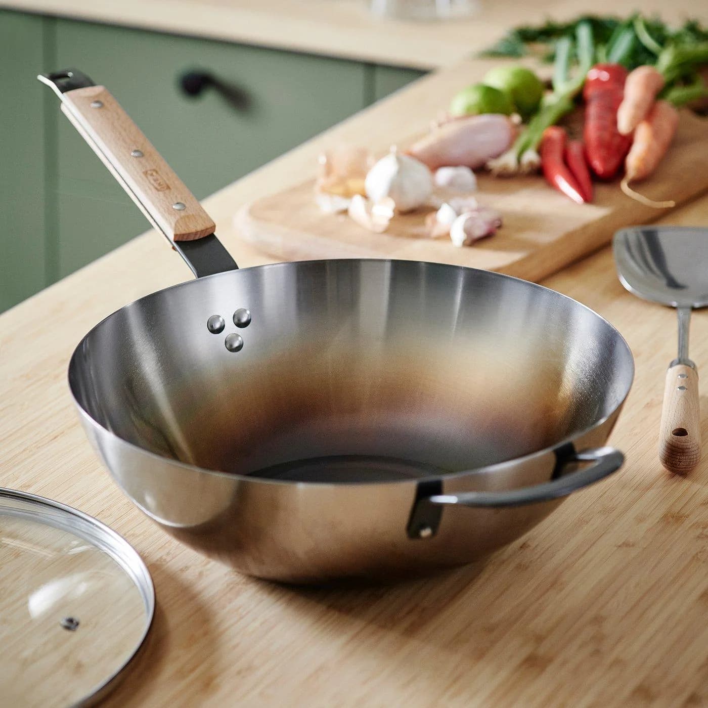 IKEA VARDAGEN Wok mit Deckel Karbonstahl Buche Braun
