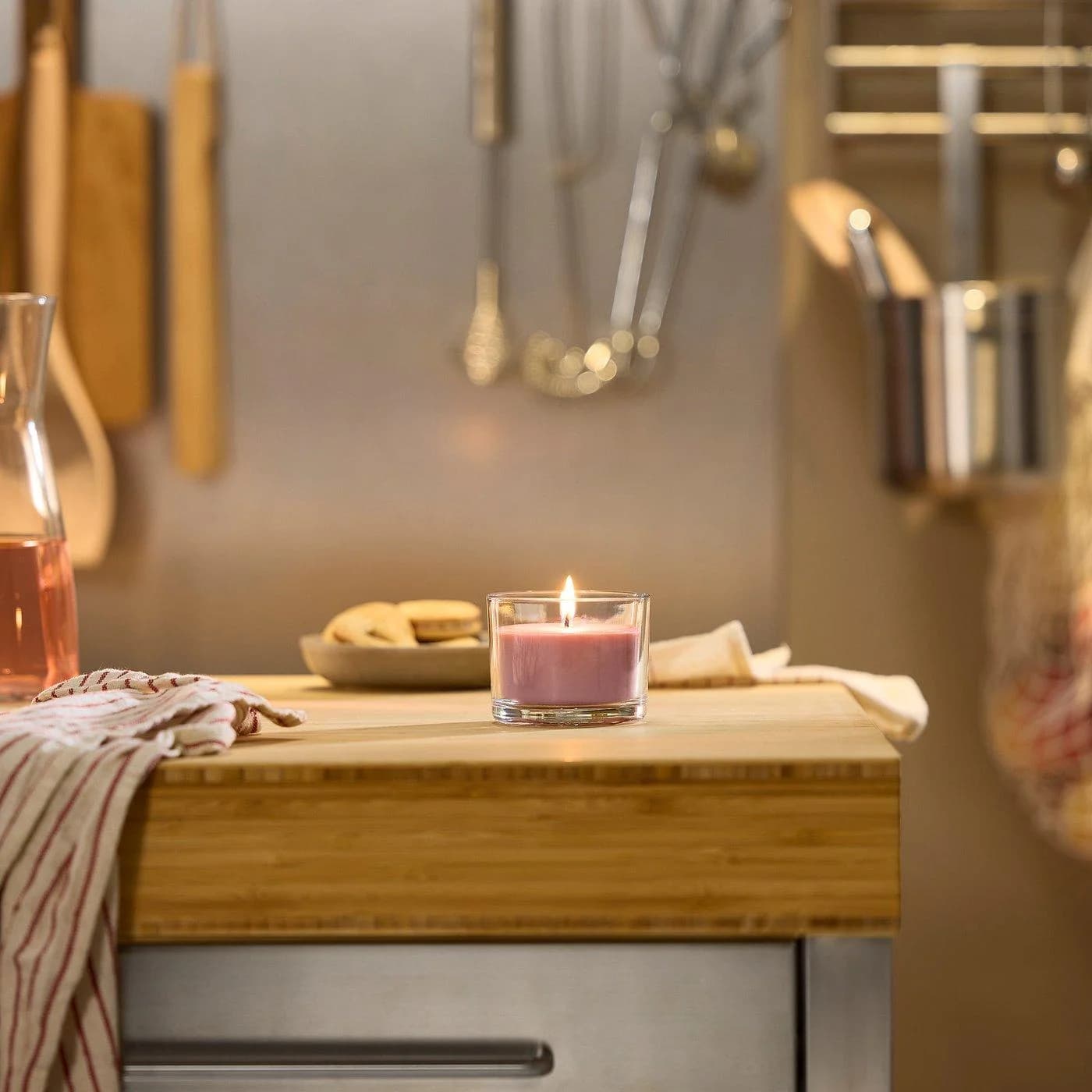 IKEA LOTSFÅGEL Duftkerze im Glas Rosa Beerenduft