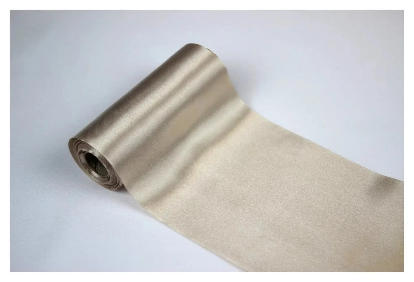 Jirex Trading Company Satin Tischläufer Braun 12cm x 9m
