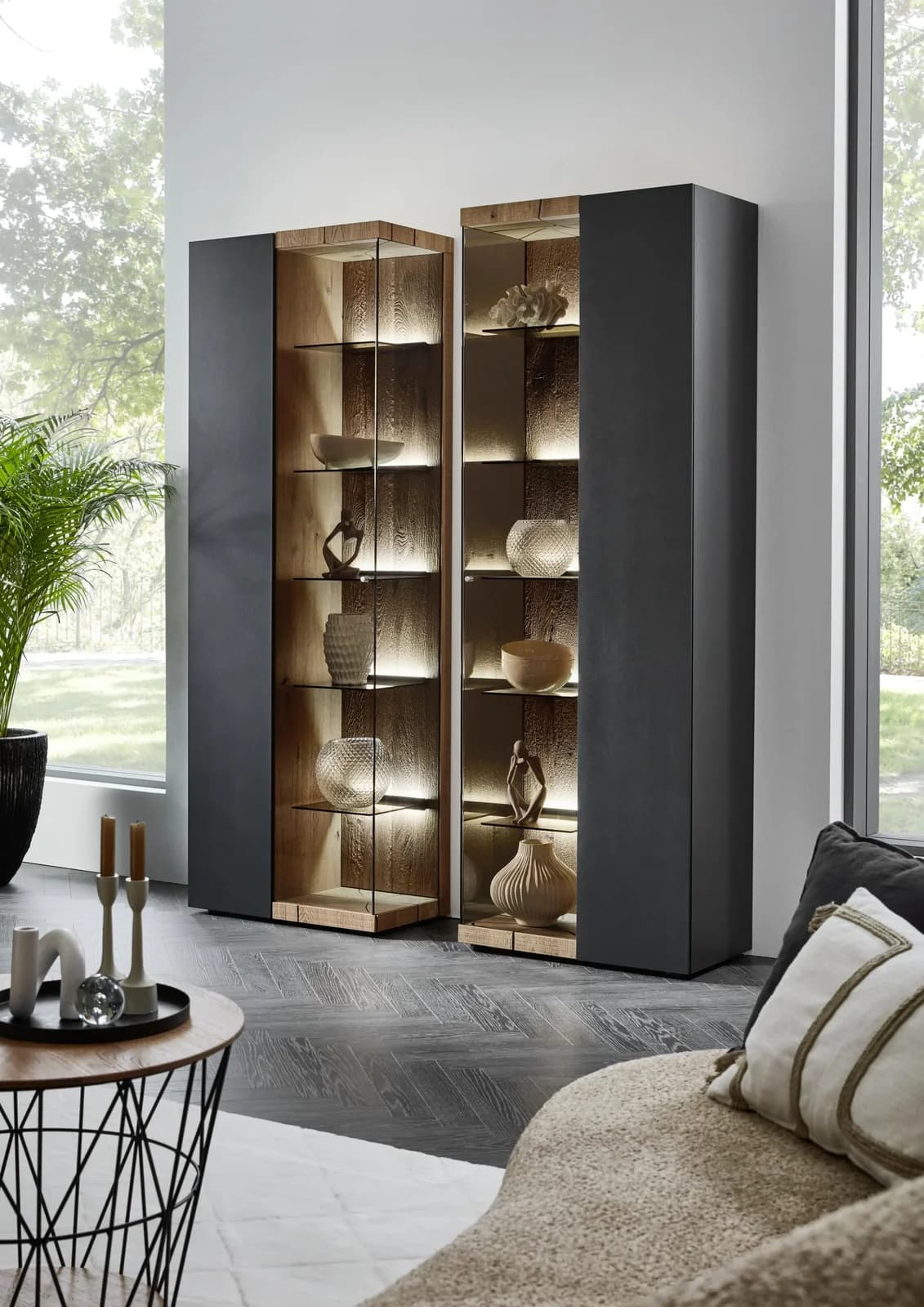 Vitrine hartmann VARA Massivholz Glas Metall Anthrazit