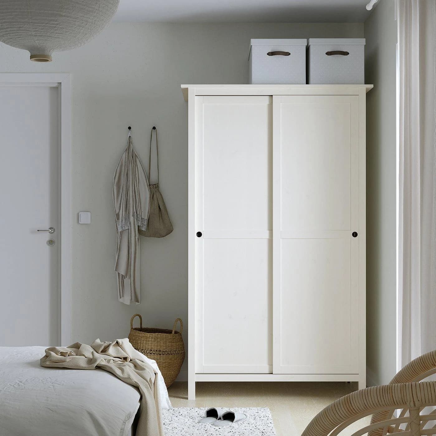 IKEA HEMNES Kleiderschrank mit 2 Schiebetüren Weiß Gebeizt