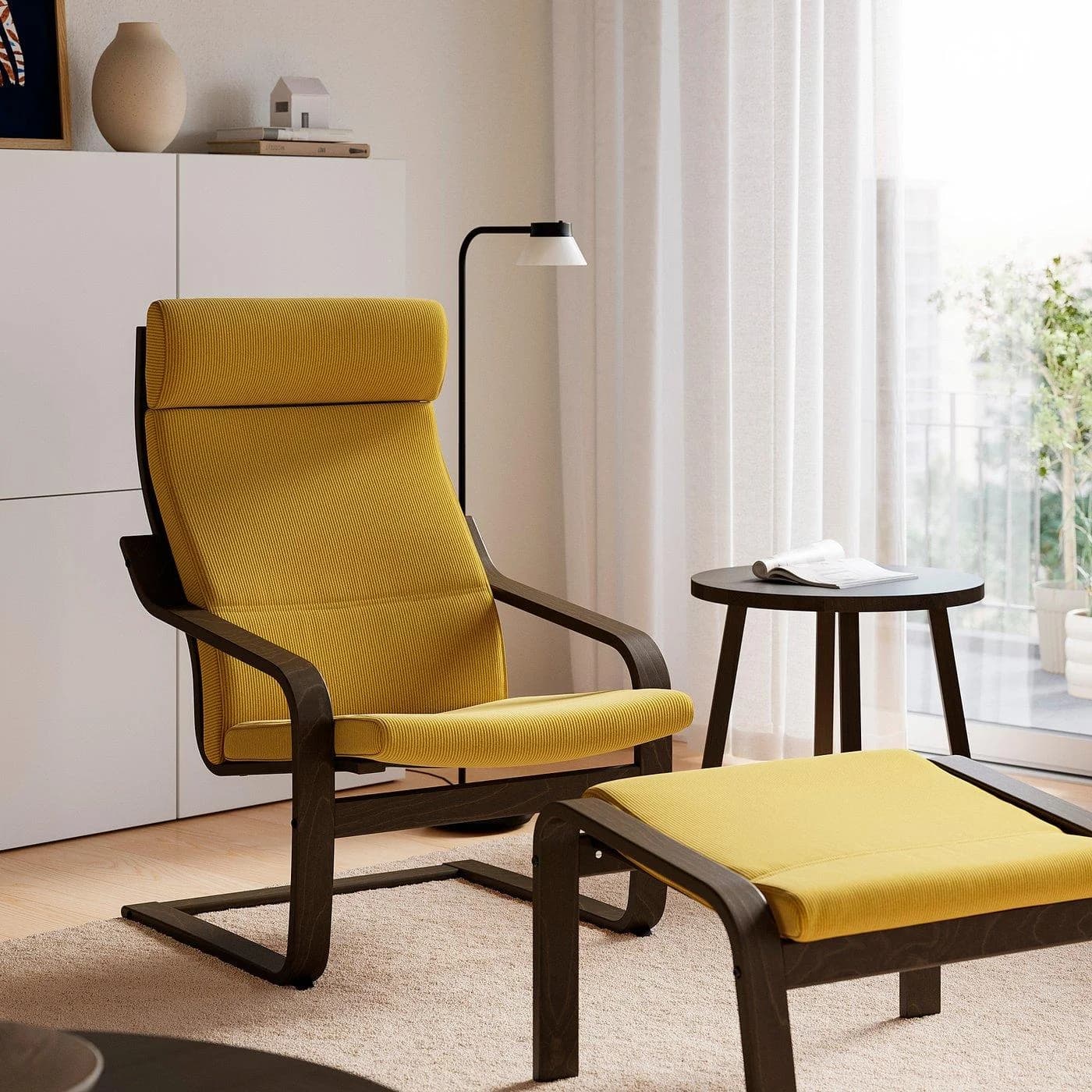 IKEA POÄNG Sessel und Hocker Dunkelgelb Bugholz