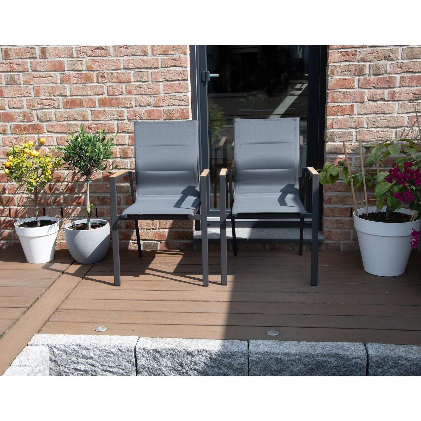 bellavista Home & Garden Stapelstuhl Newport 2er Set Braun/Grün Teakholz-Akzente